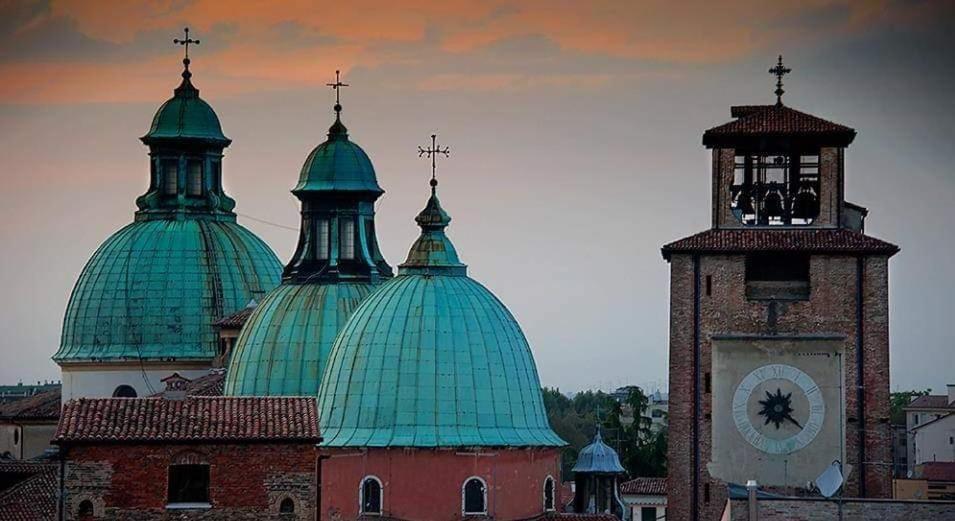 La Petite Maison Тревізо Екстер'єр фото